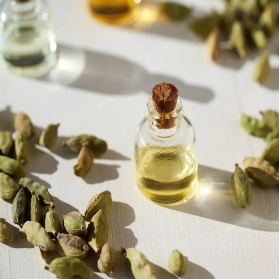 Cardamom Flavor Oil, bulk cosmetic raw material