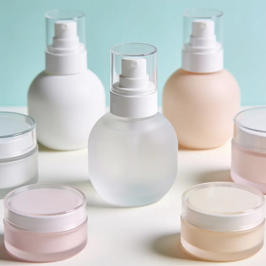 Typical airless pump bottle for private label cosmetics, (representative image)